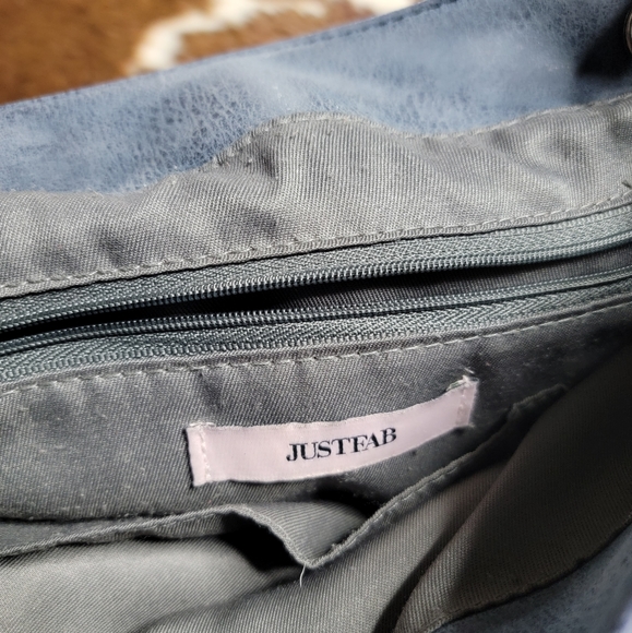 JustFab Boho Crossbody - Picture 2 of 3